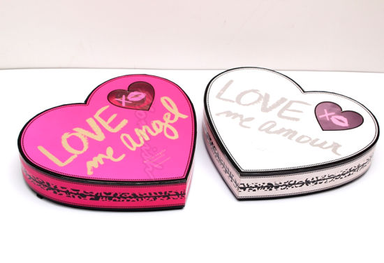Boîte-cadeau personnalisée de biscuits au chocolat en forme de coeur en forme de fleur