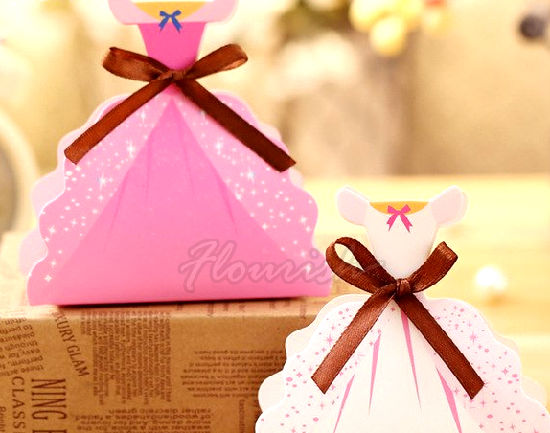 Boîte de triangle d'emballage de cadeau de fête de papier d'art de fantaisie