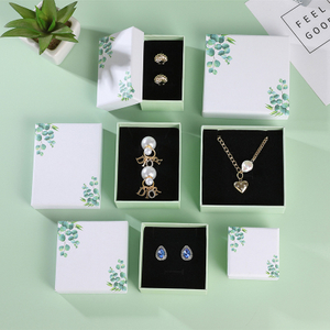 Boîte-cadeau de bijoux de luxe d'impression de logo personnalisé d'usine de la Chine