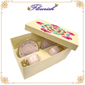 Coffret cadeau de tasses à café pour filles en carton beige